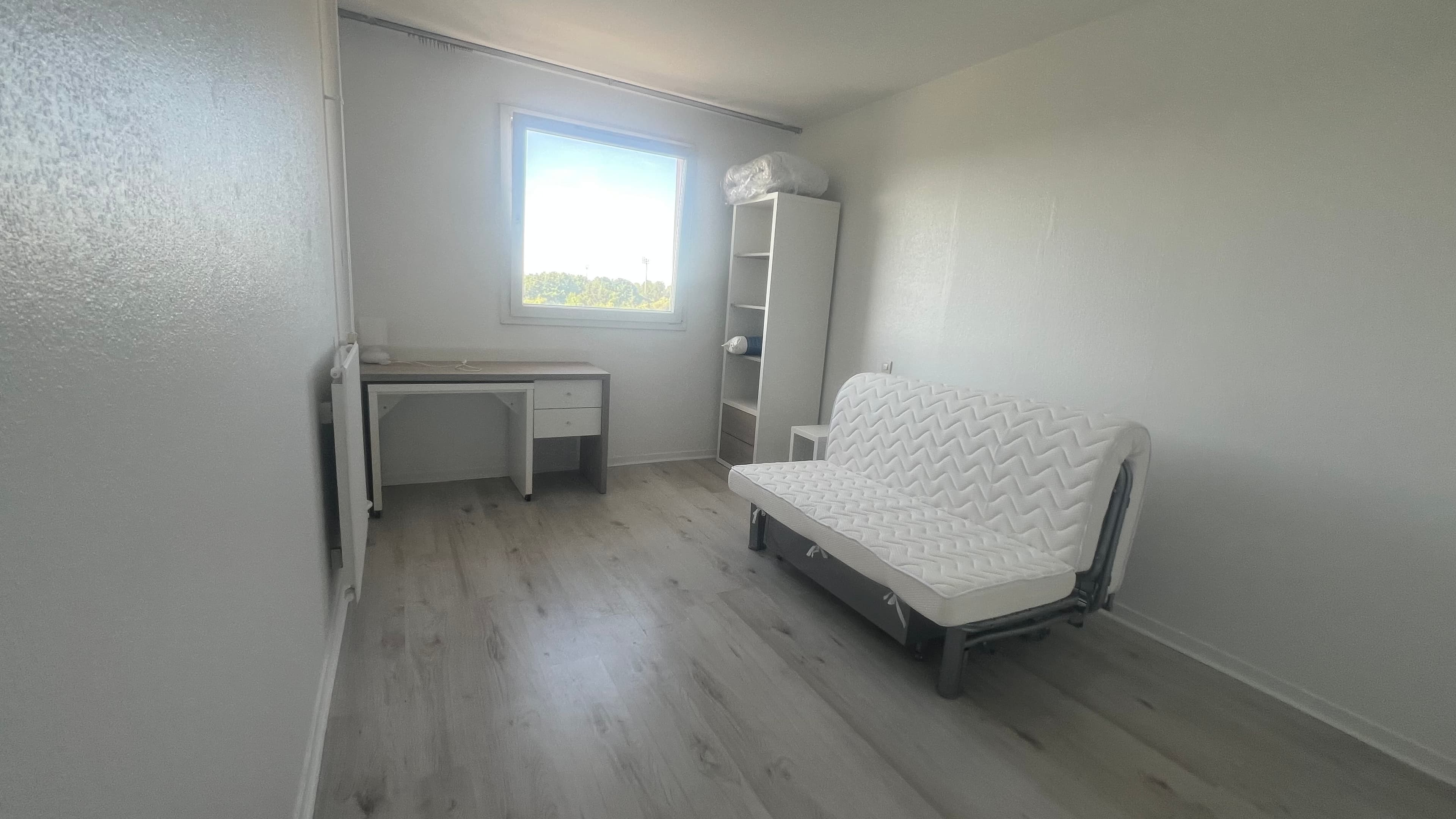 Logement de 45m2 residence etudiante — 2