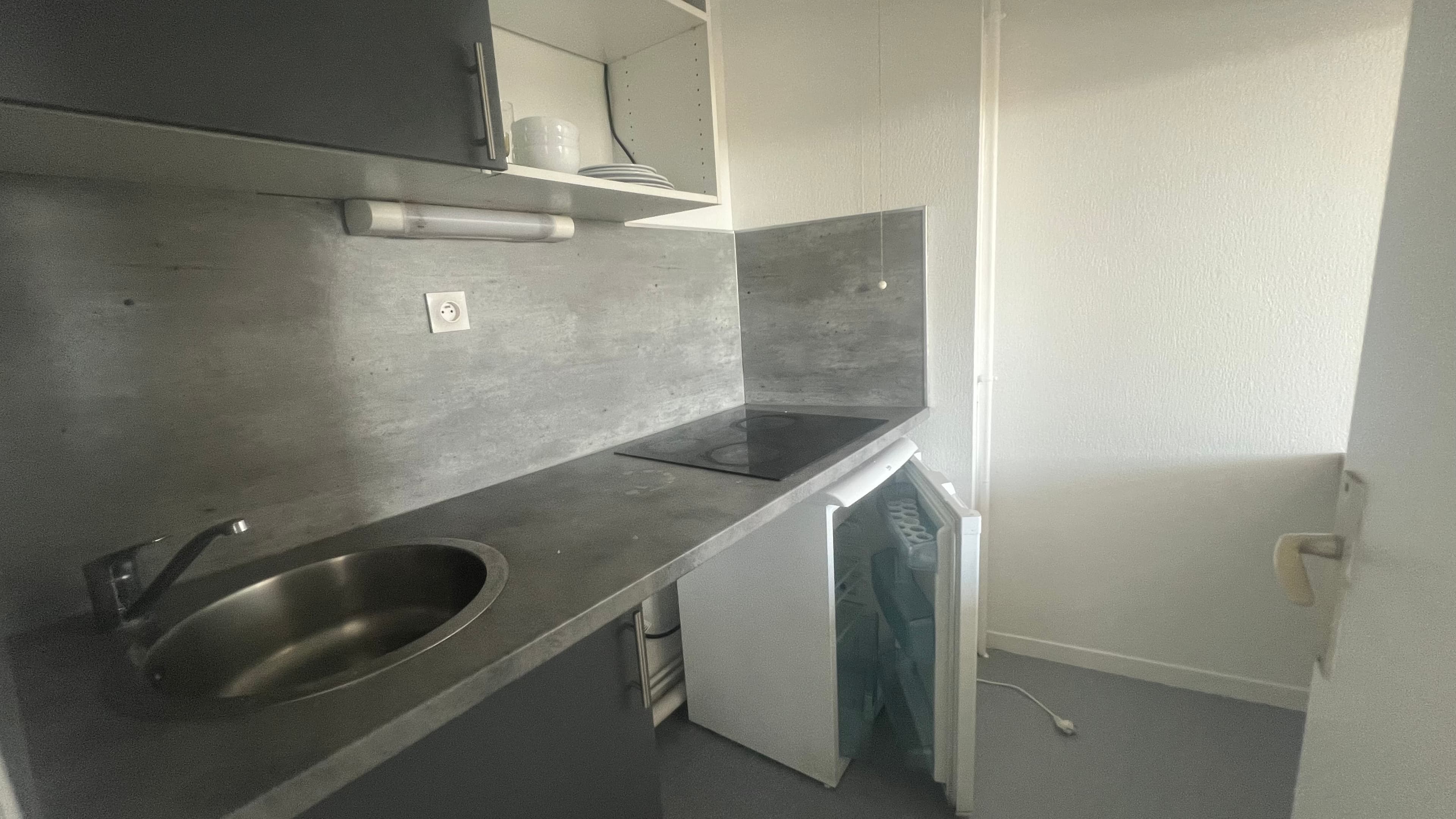 Logement de 45m2 residence etudiante — 3